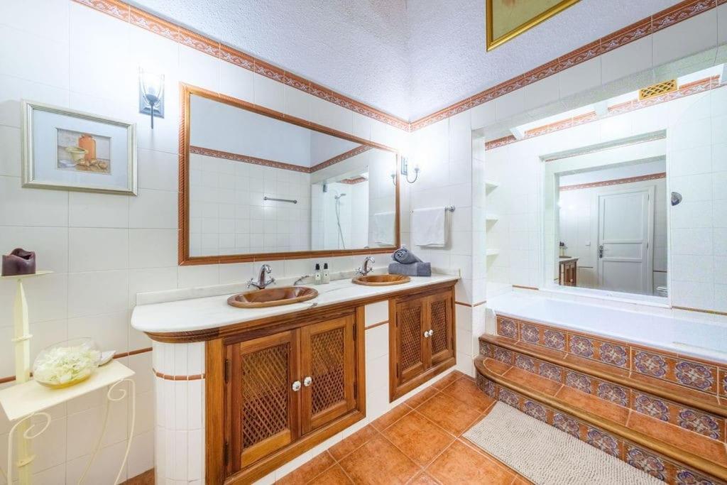 Magnifica Villa tranquila en el centro de Mallorca Biniali  Exterior foto